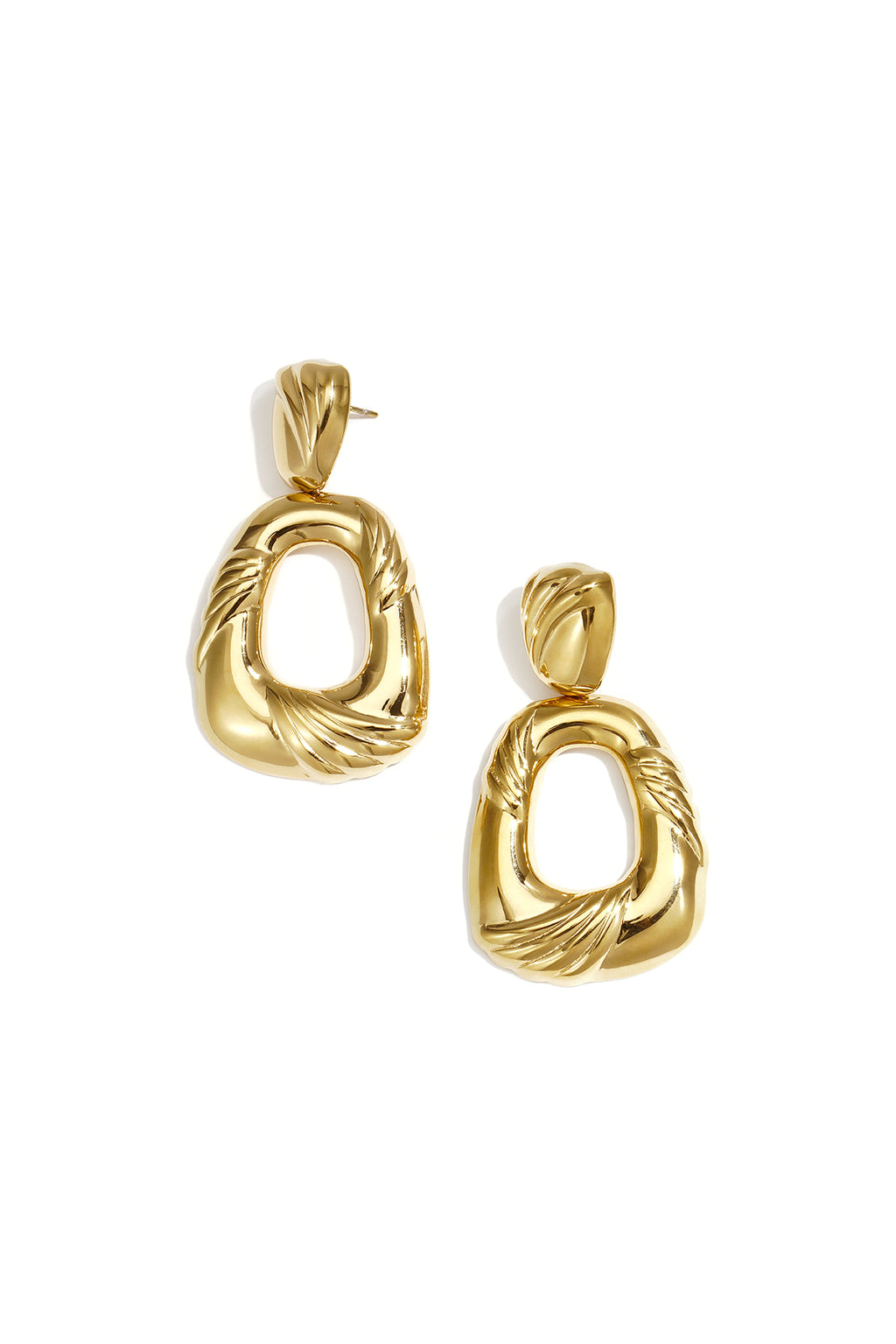 Teardrop-shaped statement earrings with design